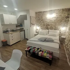 Bepo Collection , Split Croatie